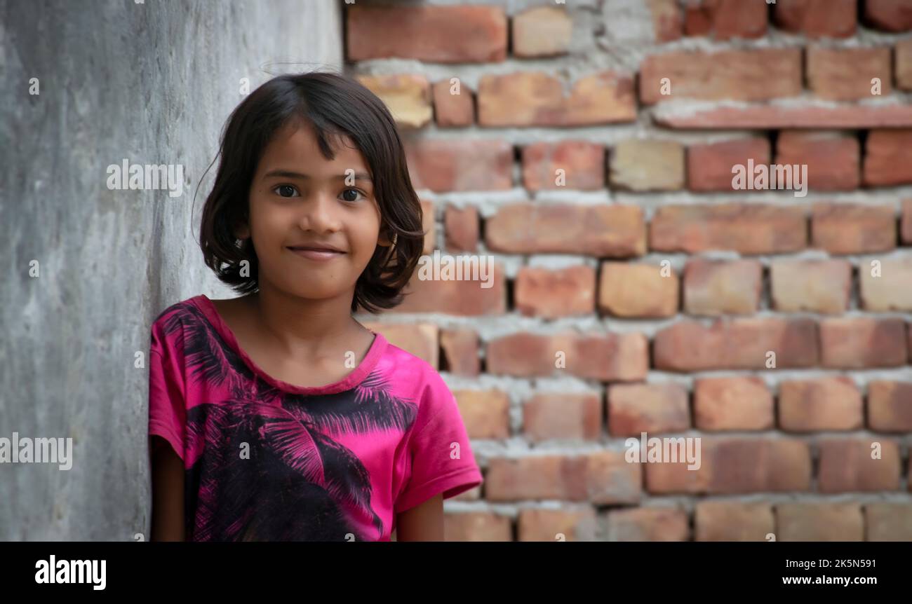 Portrait Of A Young Indian Girl Smiling Stock Photo - Alamy
