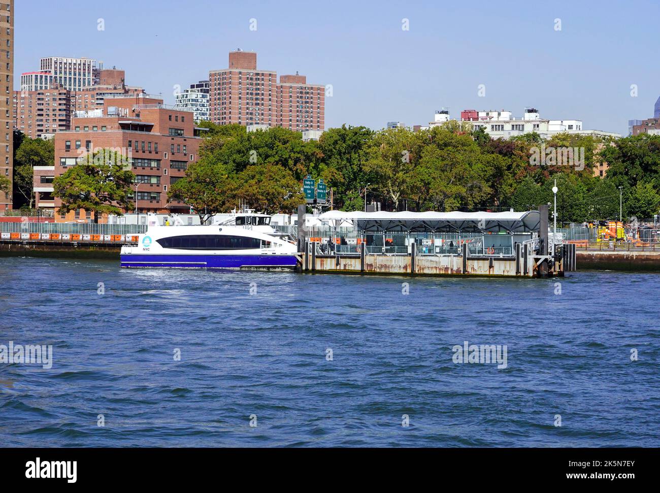 New York, USA. 10/0702022 New York City, NY Views of an east river