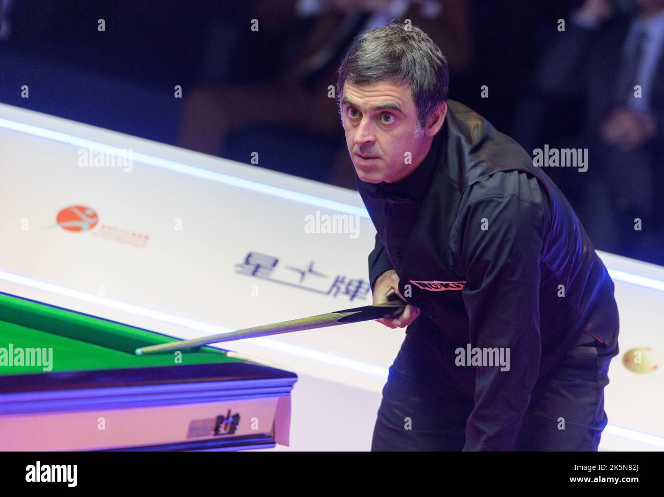 Hong Kong, China. 09th Oct, 2022. Ronnie O'Sullivan and Marco Fu. World No1 Ronnie O'Sullivan from England takes on local Hong Kong champion Marco Fu in the final of the Hong Kong Masters Snooker 2022. Alamy Live Sport/Jayne Russell Credit: Jayne Russell/Alamy Live News Stock Photo