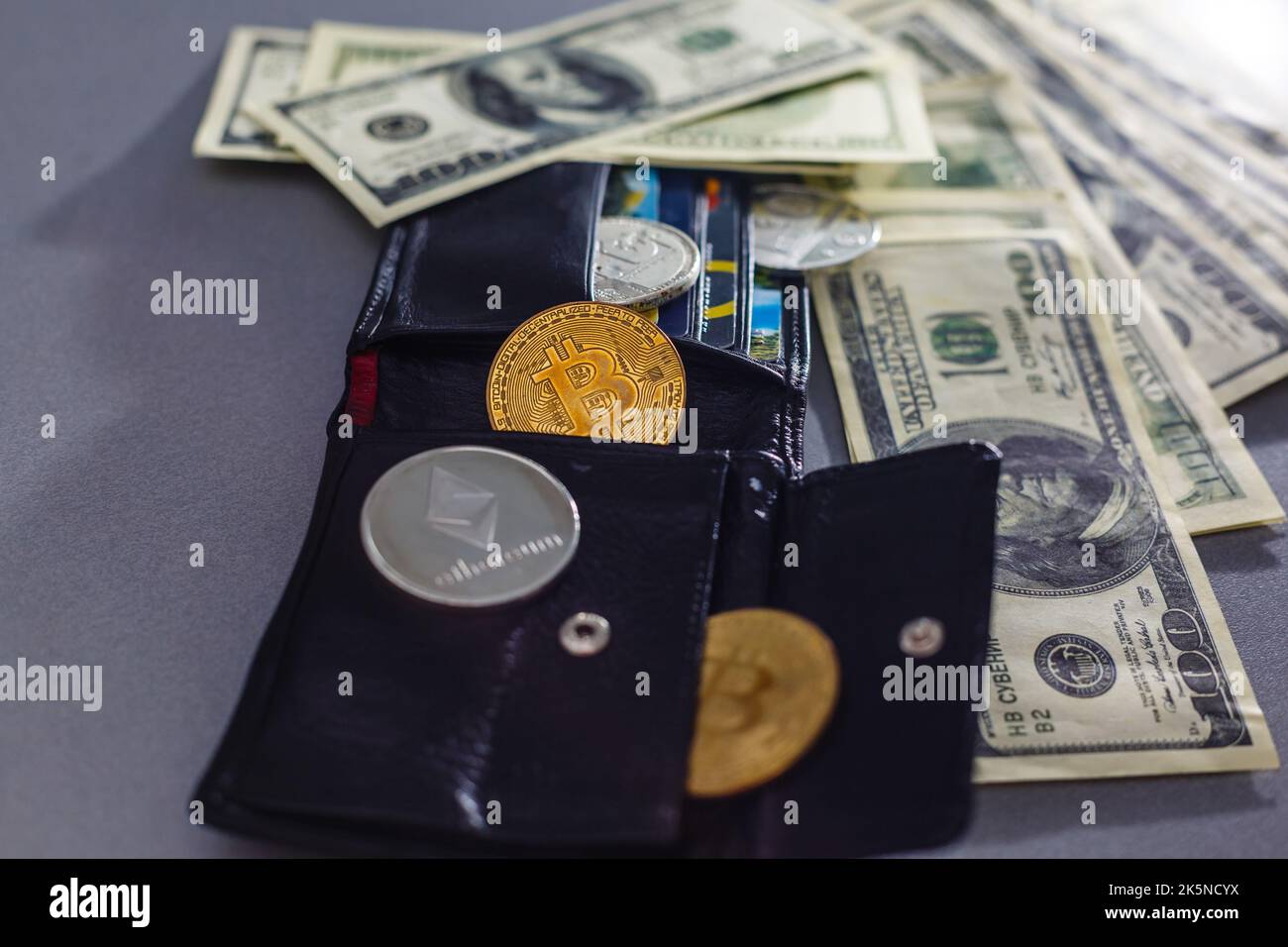 Bitcoint hi-res stock photography and images - Alamy
