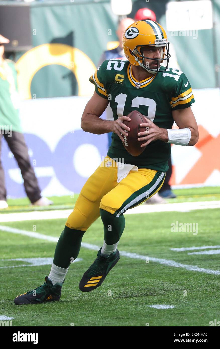 Aaron rodgers packers giants hi-res stock photography and images - Alamy