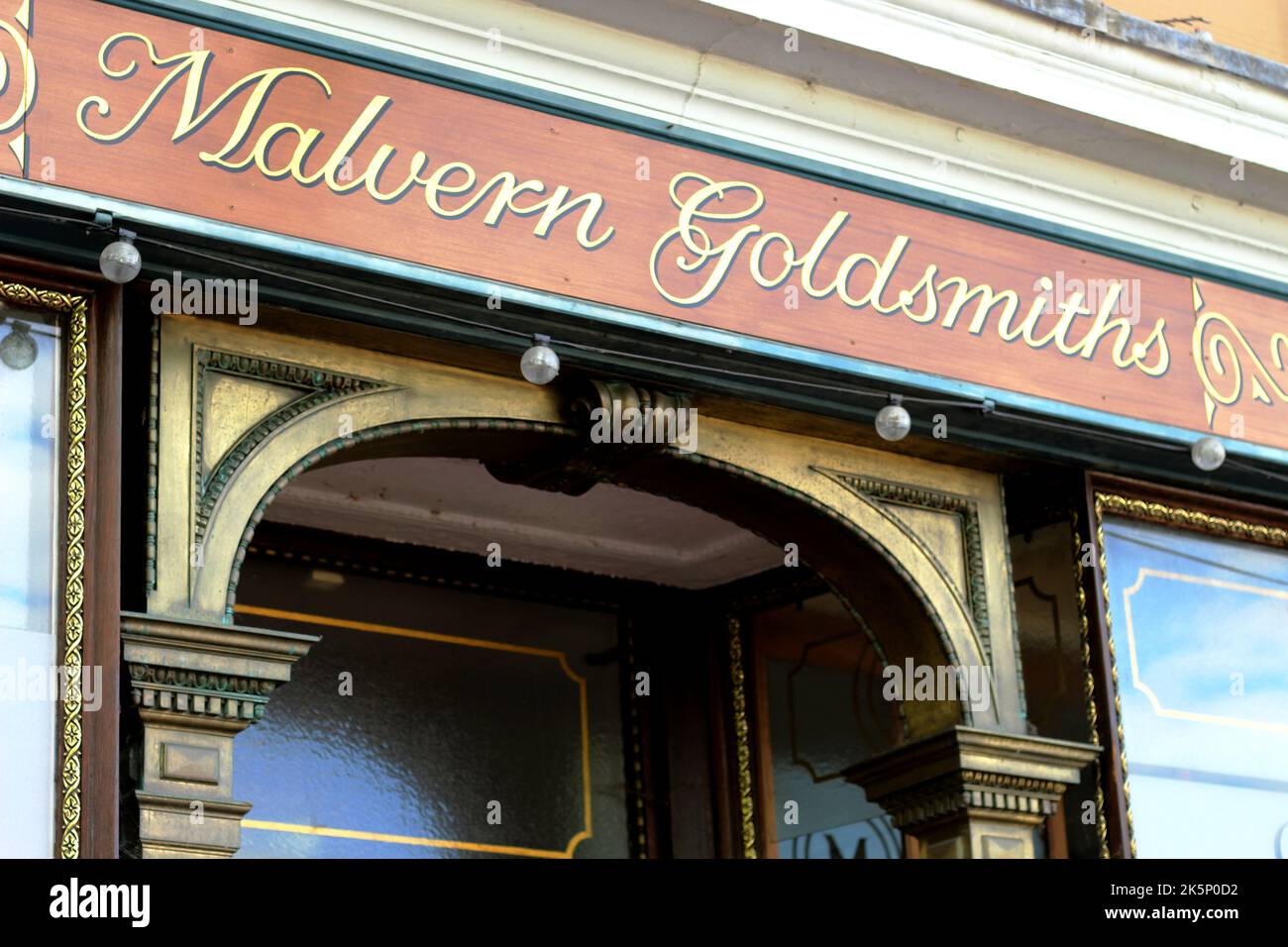 Malvern Goldsmiths grand entrance in Great Malvern, Worcestershire - formerly the chemist run by Lea and Perrins of Worcestershire Sauce fame Stock Photo
