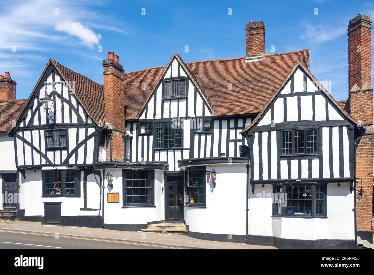 15th century the boars head pub timber framed ancient pubs exter hires