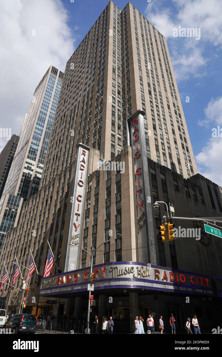 New York City landmark, Radio City Music Hall in Rockefeller Center, Midtown Manhattan Stock Photo
