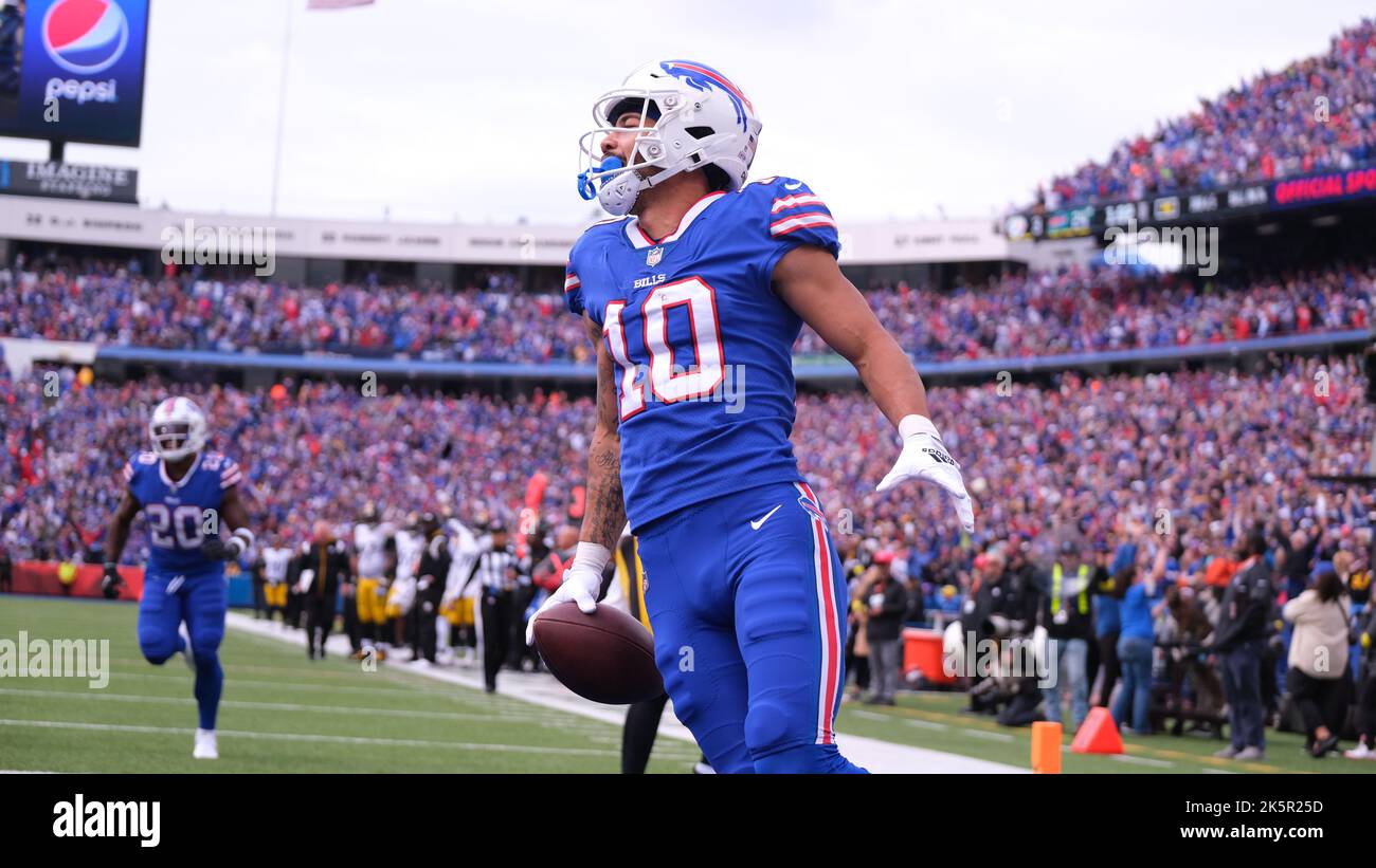 Steelers beat Bills 23-16 in front of packed Highmark Stadium