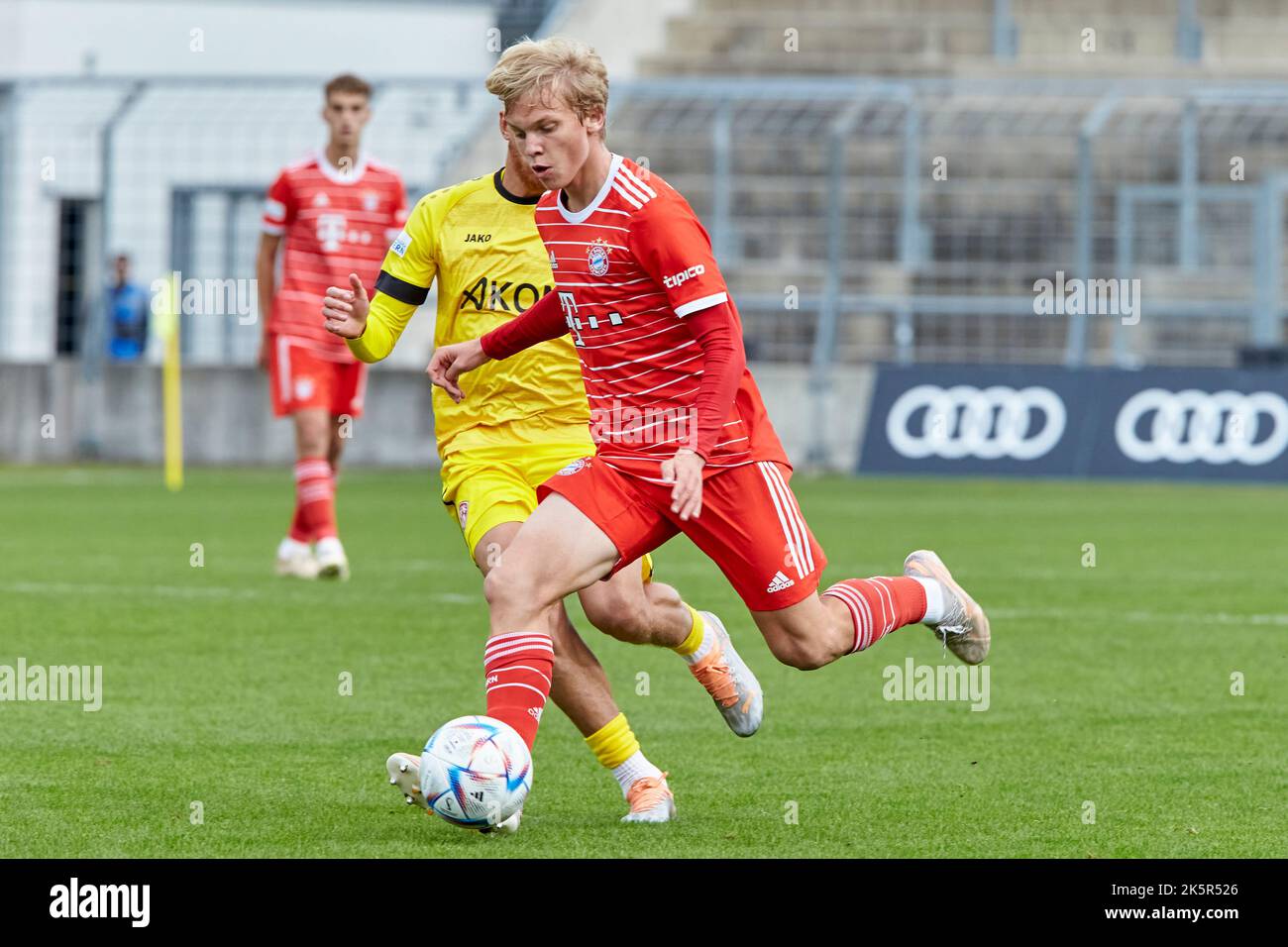 Junge abiol benyas solomon fc wurzburger kickers fwk30 hi-res stock  photography and images - Alamy