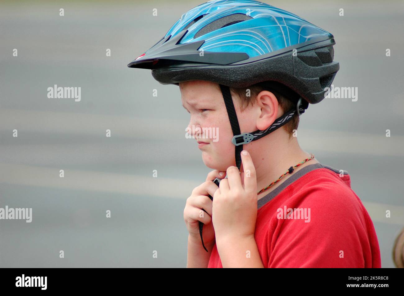 Bike helmet for 10 year old new arrivals