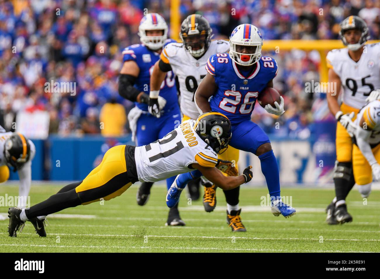 Pittsburgh Steelers safety Tre Norwood catches the ball during NFL