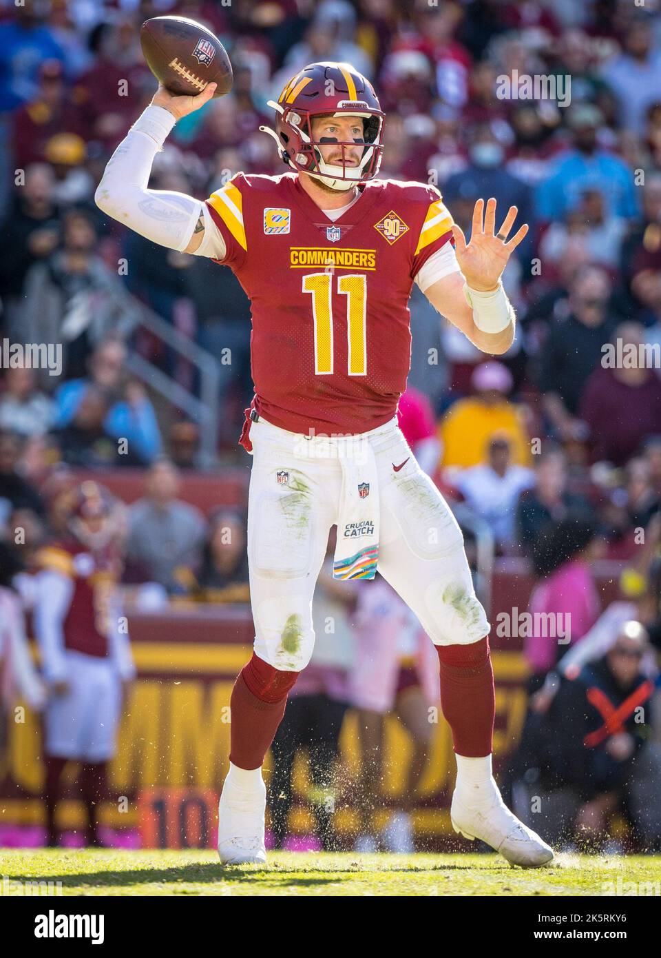 Landover, MD, USA. 9th Oct, 2022. Washington Commanders quarterback Carson  Wentz (11) drops back to pass during the game between the Tennessee Titans  and Washington Commanders played at FedEx Field in Landover,