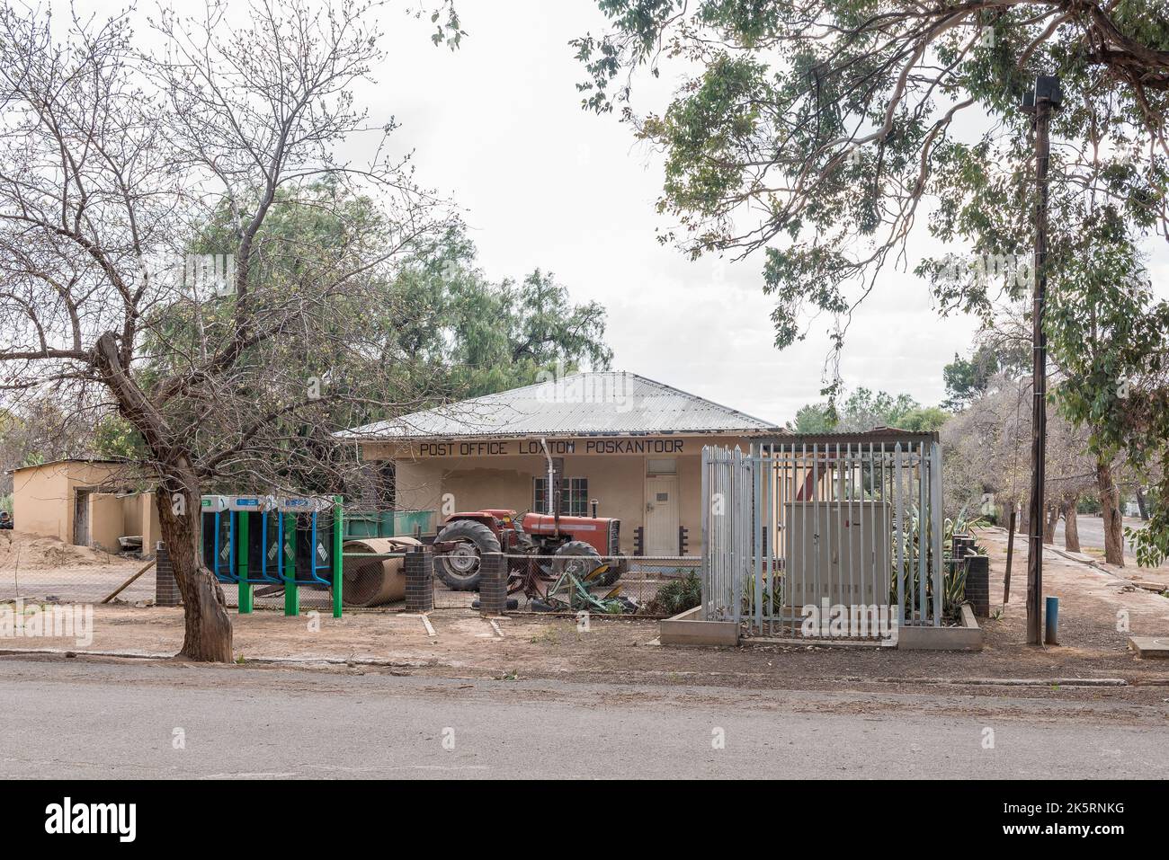 LOXTON, SOUTH AFRICA SEP 2, 2022 A street scene, with the abandoned