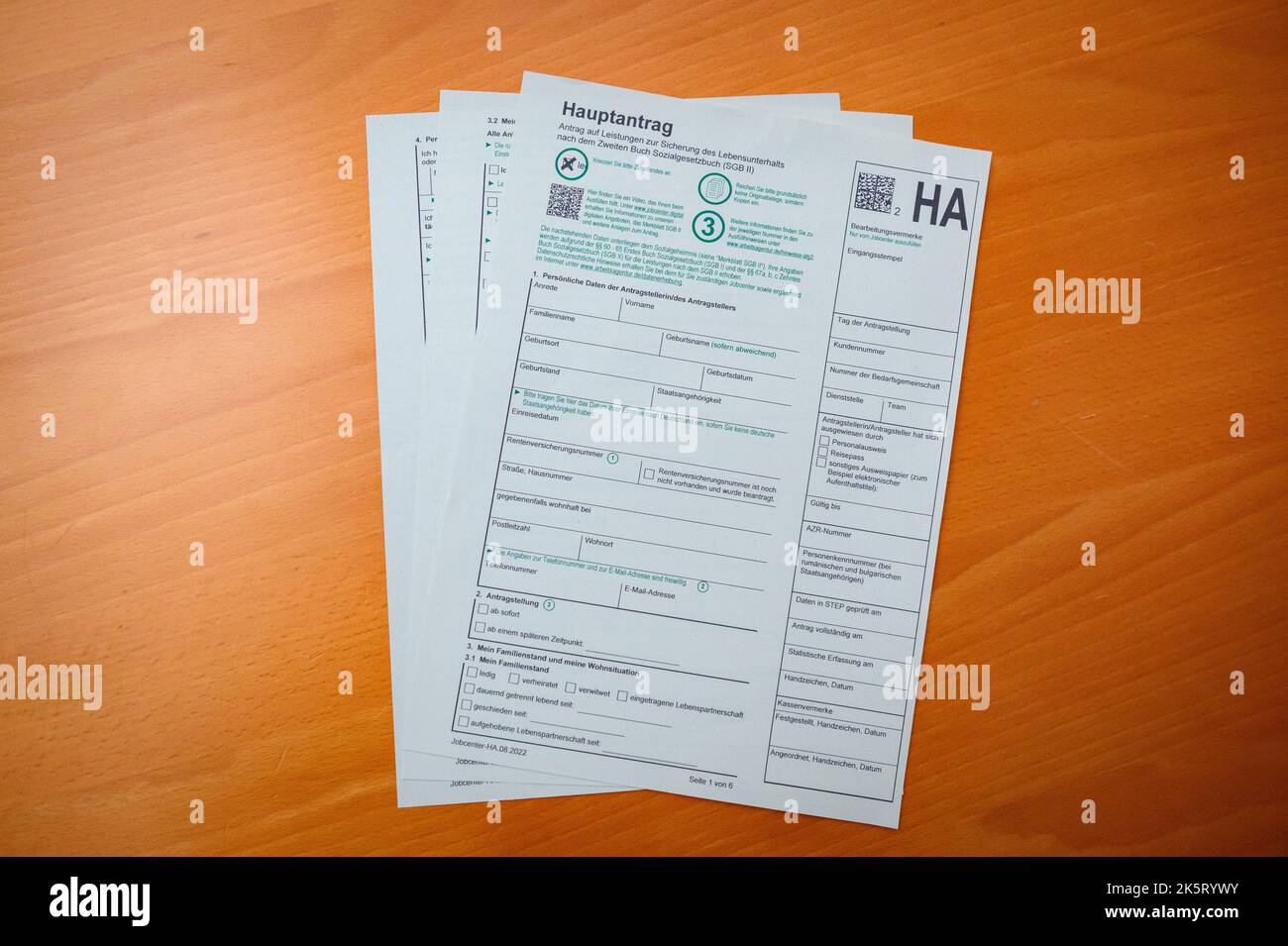 Hartz iv labor market hi-res stock photography and images - Alamy