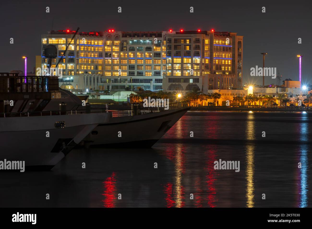 Doha land mark hi-res stock photography and images - Alamy