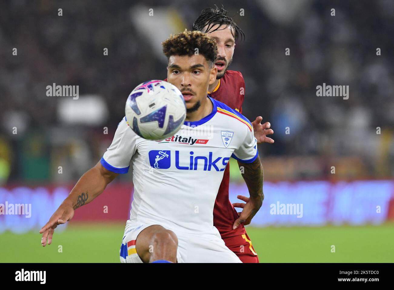 Jogador Valentin Gendrey Lecce Durante Partida Campeonato Italiano Série  Entre — Fotografia de Stock Editorial © VincenzoIzzo #535957996