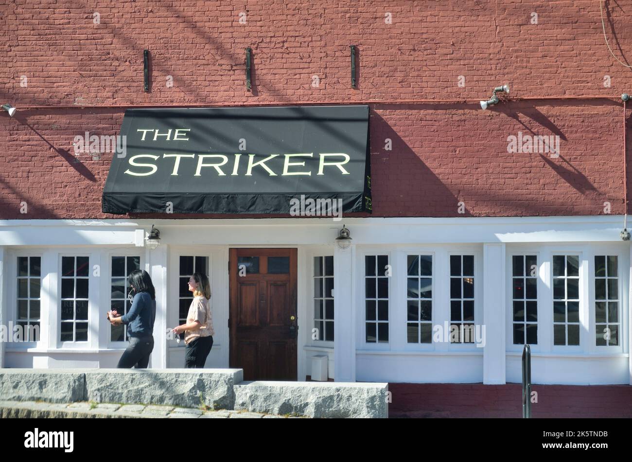Portsmouth, New Hampshire, USA. A fine dining restaurant specializing in seafood in downtown Portsmouth near the Old Harbour. Stock Photo