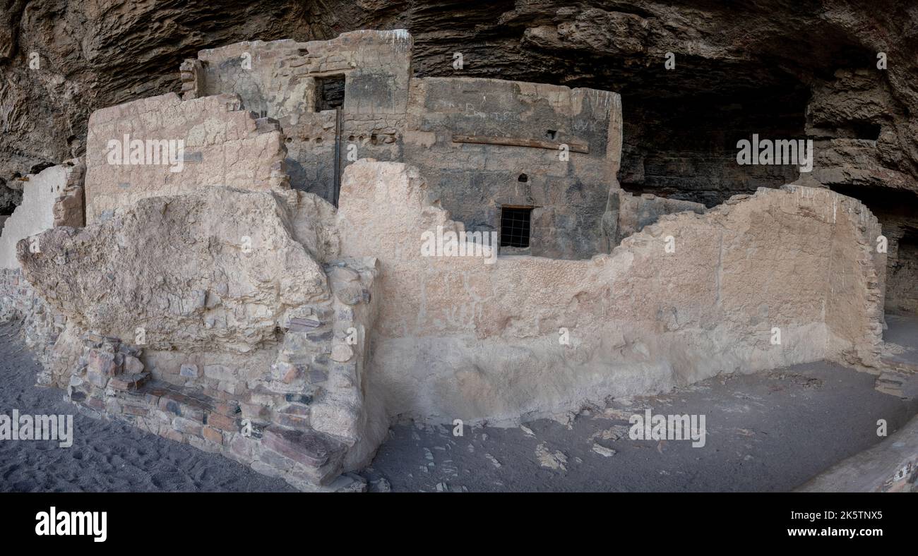 The Native American cliff dwellings at Tonto National Monument, Arizona Stock Photo Alamy