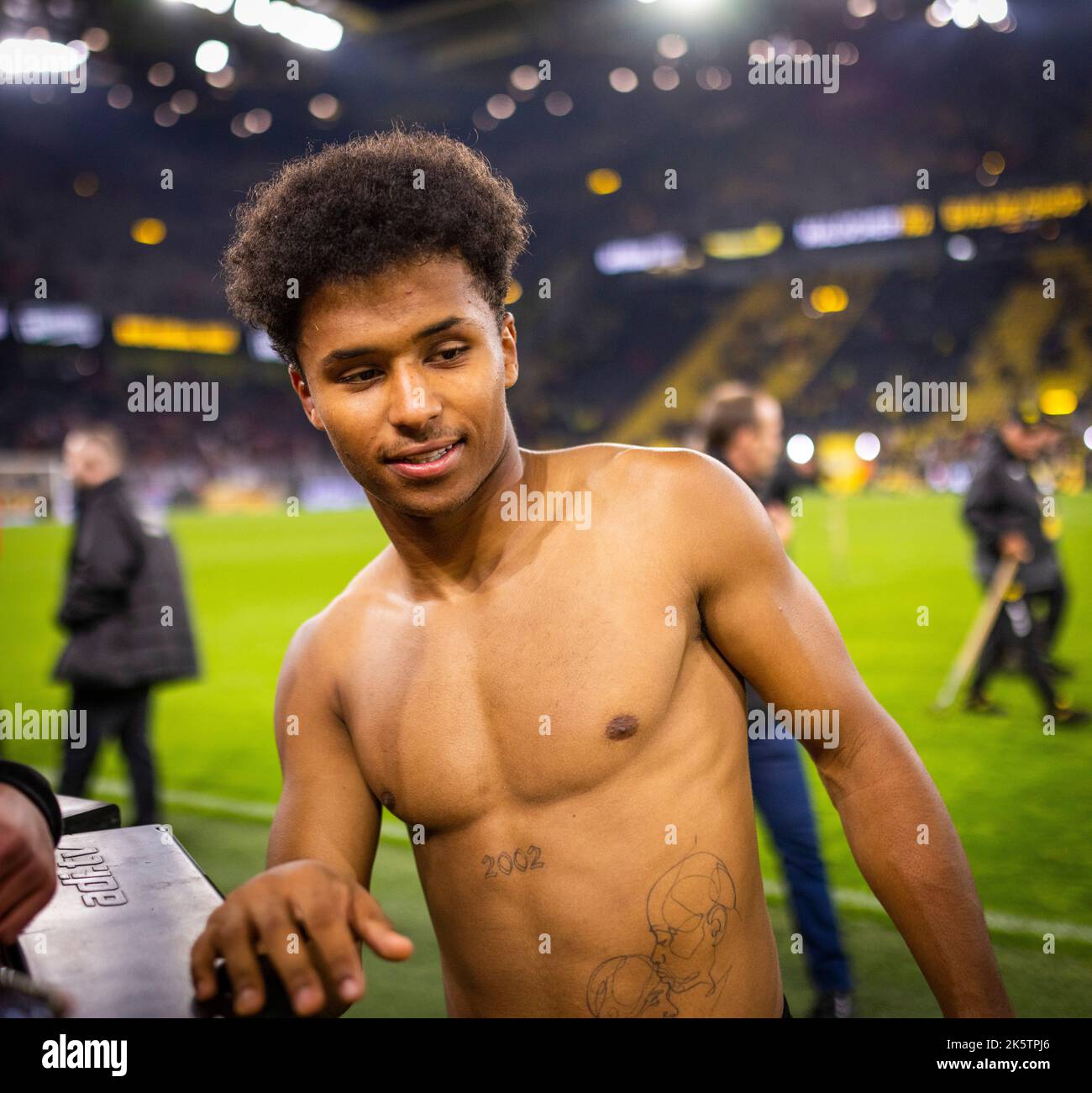 Nackt fußball hi-res stock photography and images - Alamy