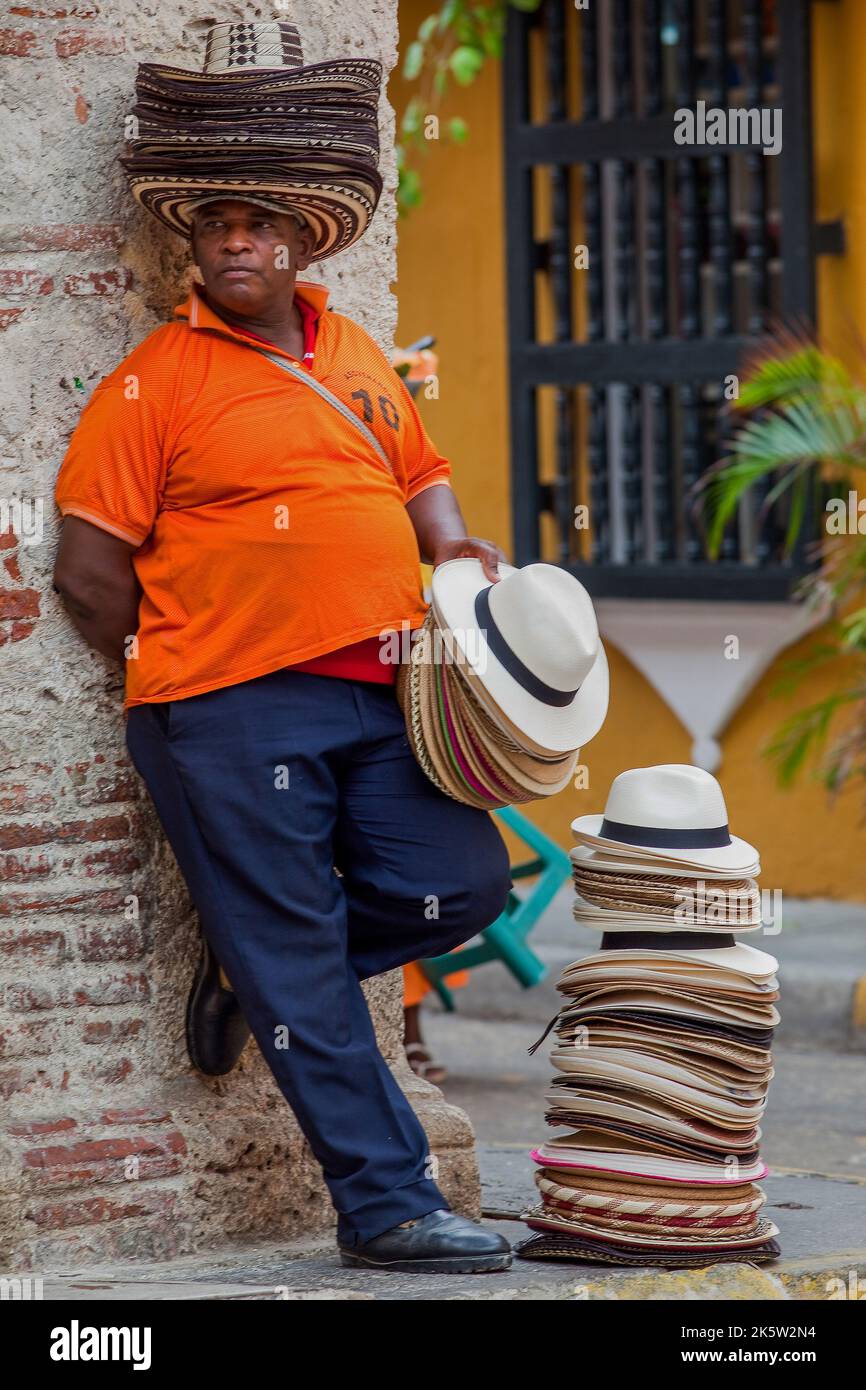 Cartagena hats street colombia hi-res stock photography and images - Alamy