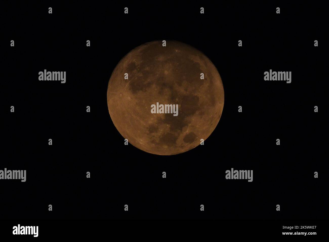 The biggest and brightest Full Hunter"s Moon rises in Lahore