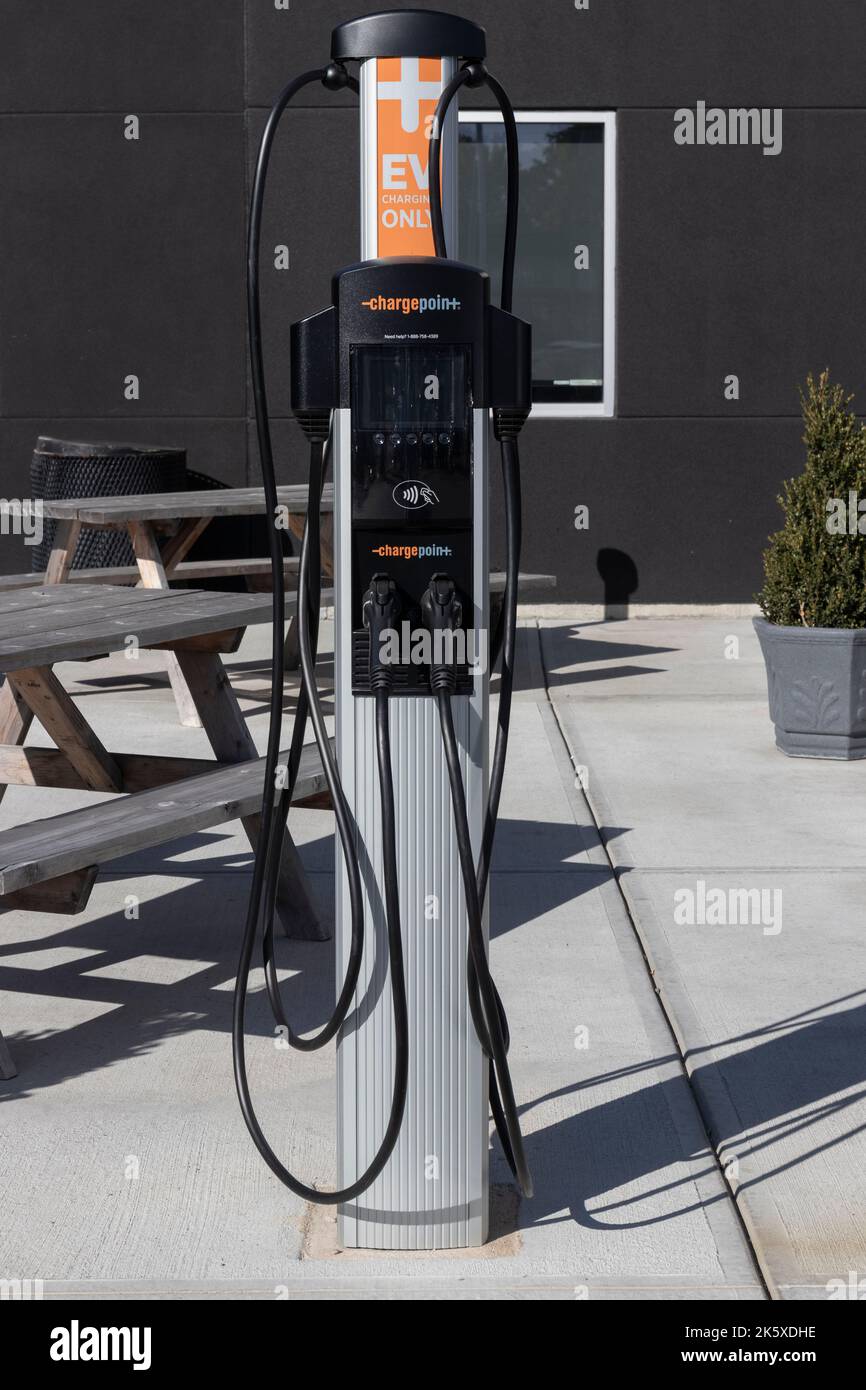 Indianapolis Circa October 2022 ChargePoint EV Charging Station