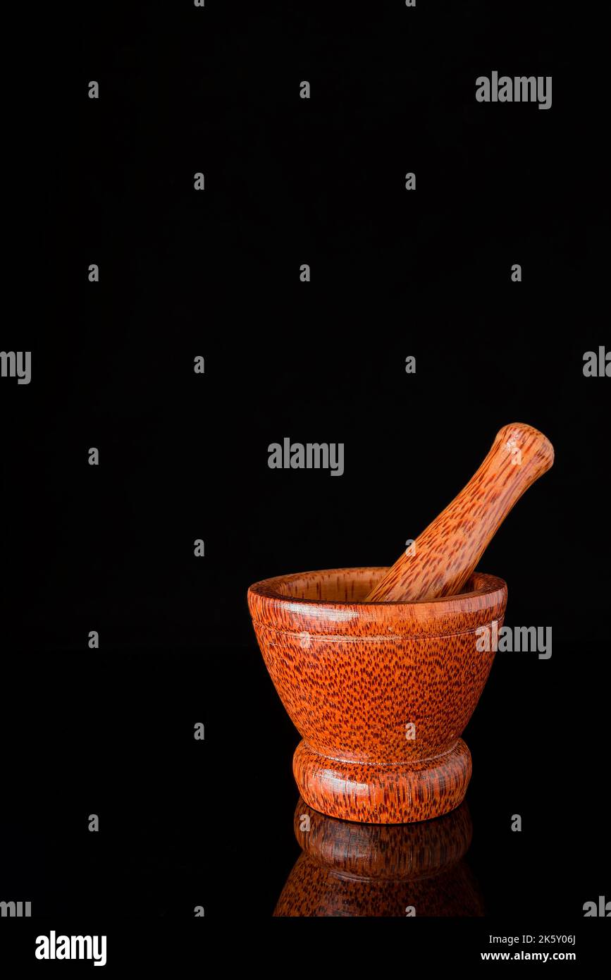 Sea salt and ground black pepper in mortar pestle Stock Photo Alamy