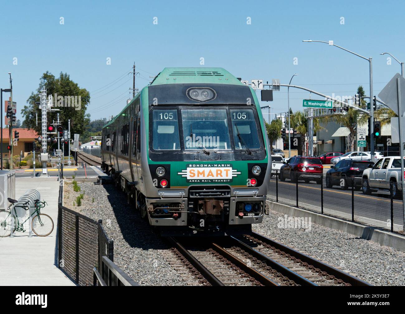 Sonoma-Marin Area Rail Transit train leaving Petaluma railroad station with a train bound for Sonoma Airport. Stock Photo