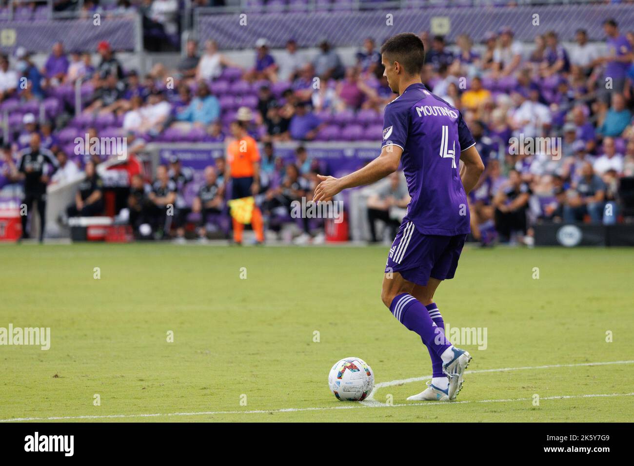 ORLANDO, FL - OCTOBER 9: Montinho of Orlando City drives the ball during MLS 2022 match between Orlando City  and Columbus Crew at Orlando on October 9, 2022 in Exploria Stadium, Orlando, FL. (Photo by Aaron Litz/PxImages) Stock Photo