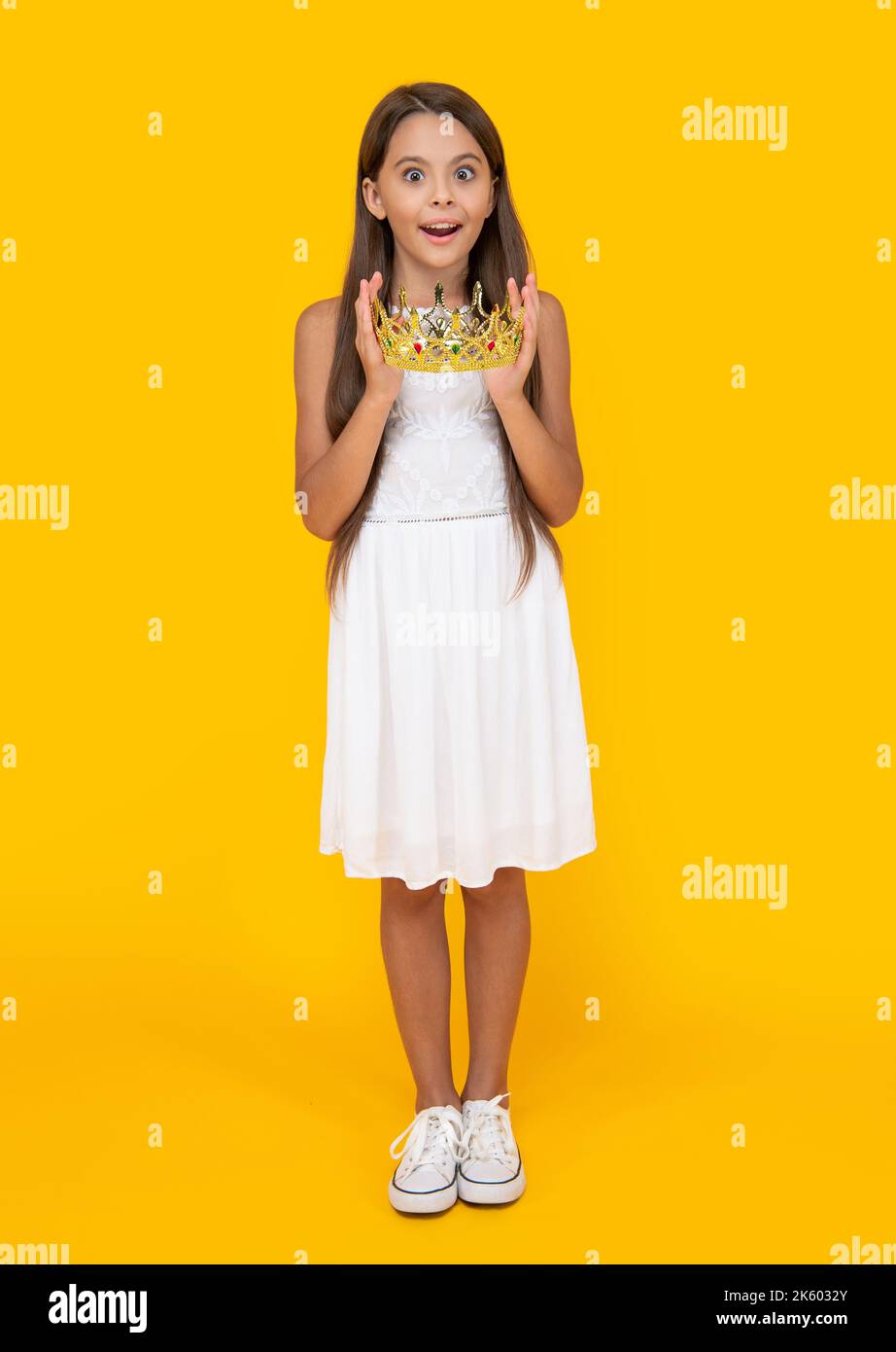 Surprised child in crown hi-res stock photography and images - Alamy