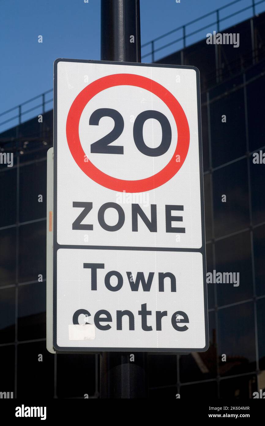 20 miles per hour speed limit sign in Ipswich town centre Stock Photo
