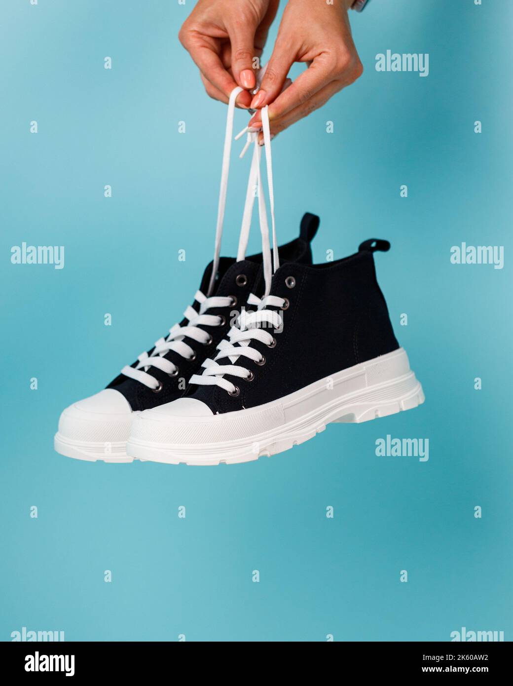 Black shoes white bottom best sale