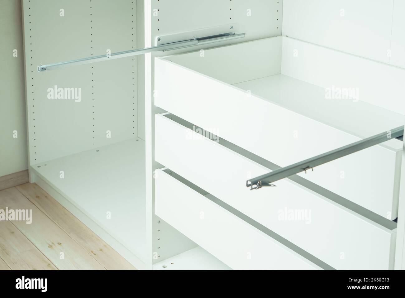 Drawer rail inserted into fixed with selftapping screws