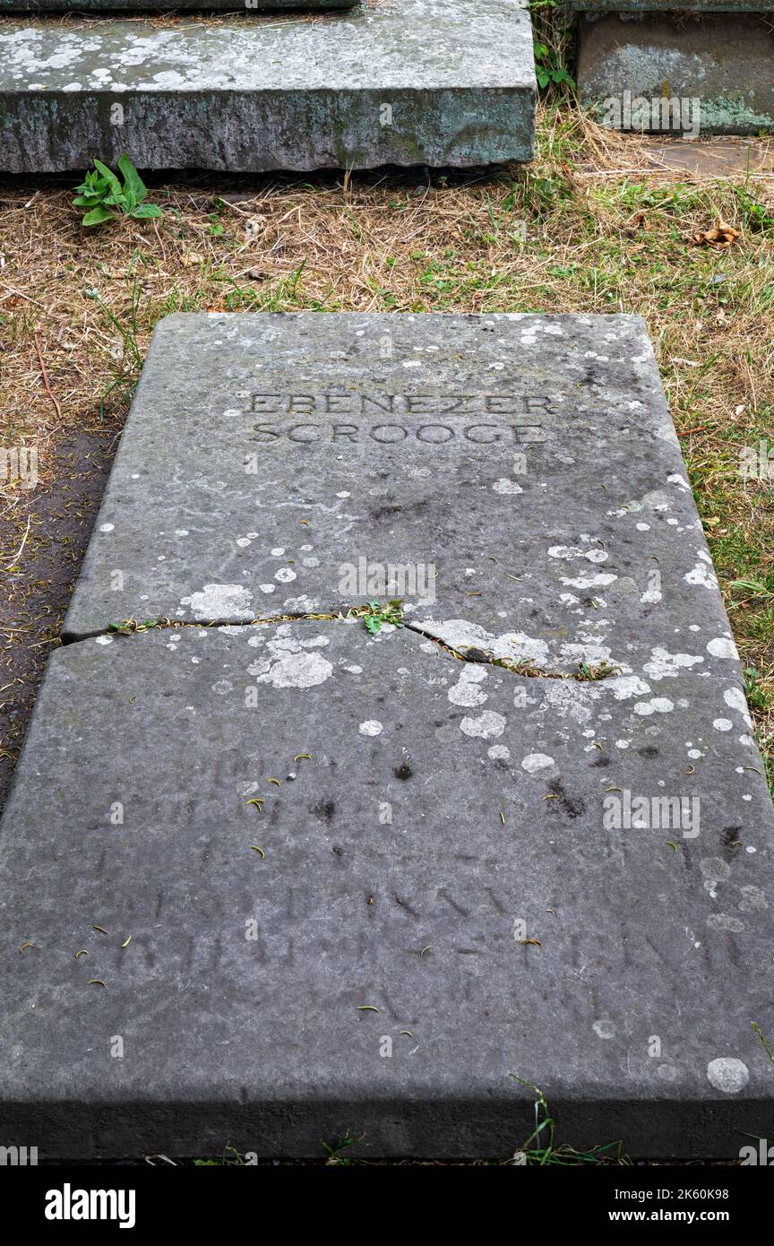 Shrewsbury, UK-  July 14, 2022: The Grave stone of Ebenezer Scrooge used in the 1984 Christmas Carol movie, filmed in Shrewsbury, Engalnd. Stock Photo