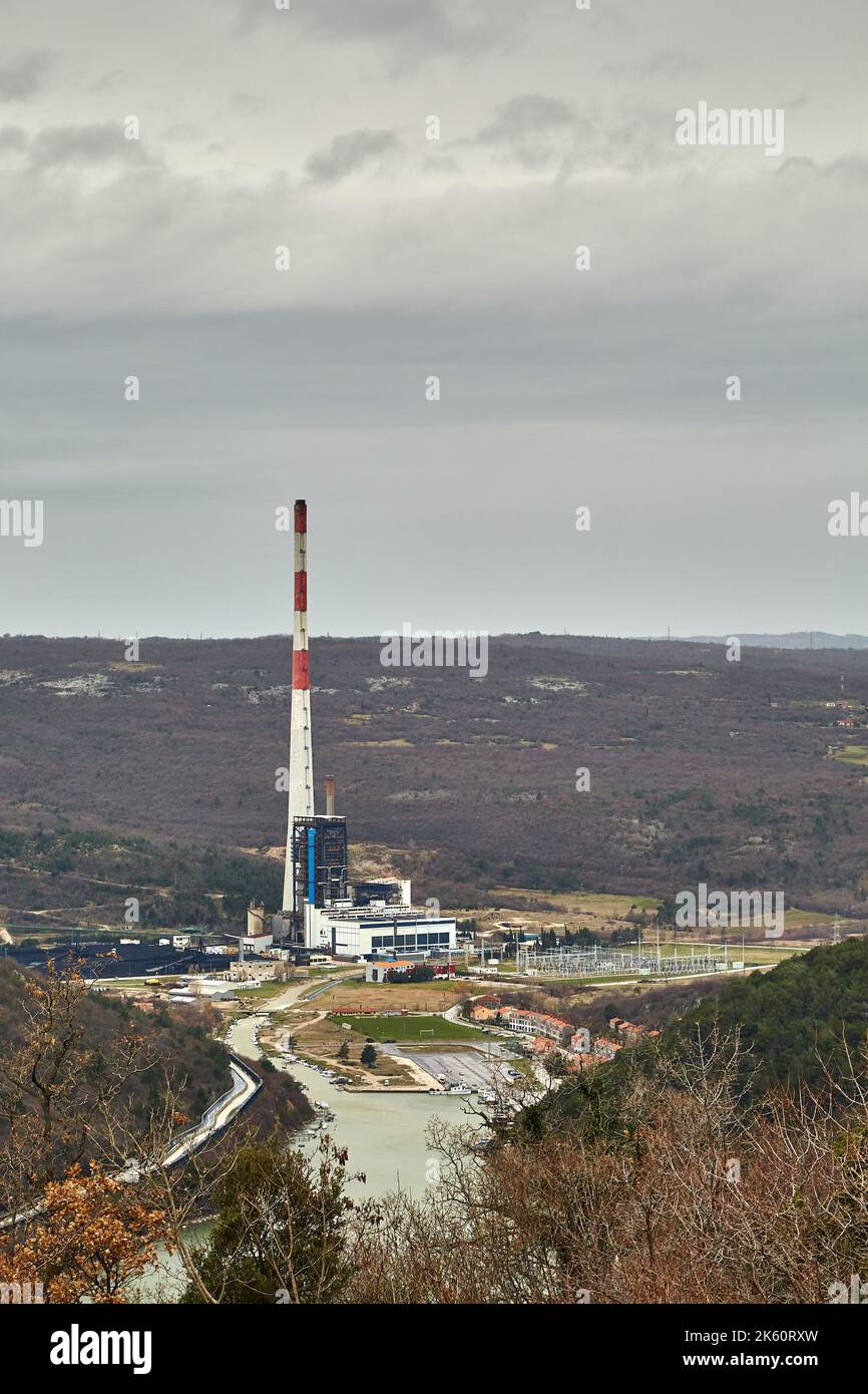 Coal power station with tall chimney Stock Photo Alamy