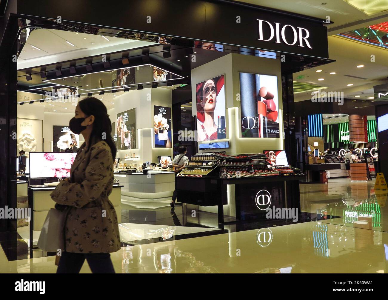 dior beauty queensbay mall boutique