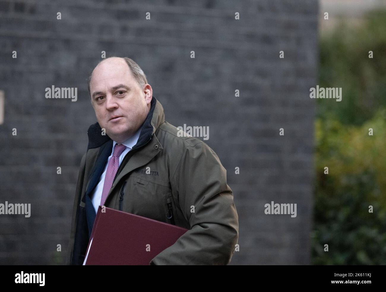London, UK. 11th Oct, 2022. Ben Wallace, Defence Secretary, arrives at a cabinet meeting at 10 Downing Street London. Credit: Ian Davidson/Alamy Live News Stock Photo