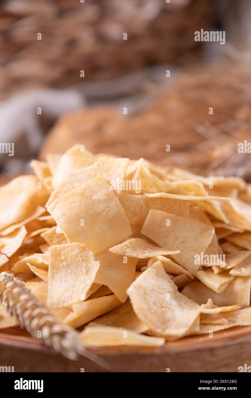baked wheat chips
