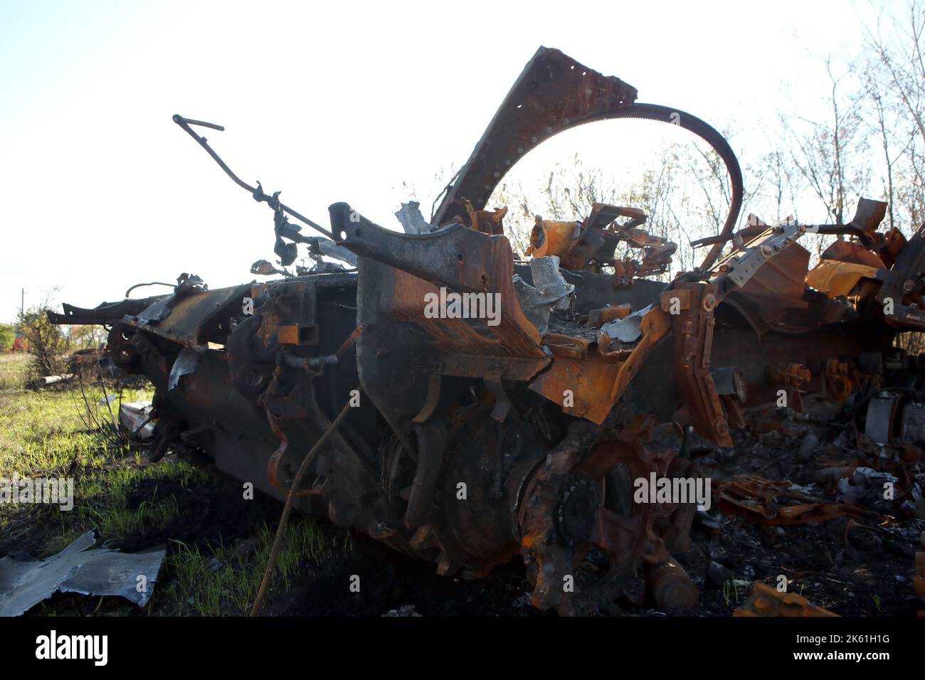 KHARKIV REGION, UKRAINE - OCTOBER 11, 2022 - Fragments of a destroyed russian tank are seen in the village of Pisky-Radkivski liberated from the russian occupiers , Kharkiv Region, northeastern Ukraine. Credit: Ukrinform/Alamy Live News Stock Photo