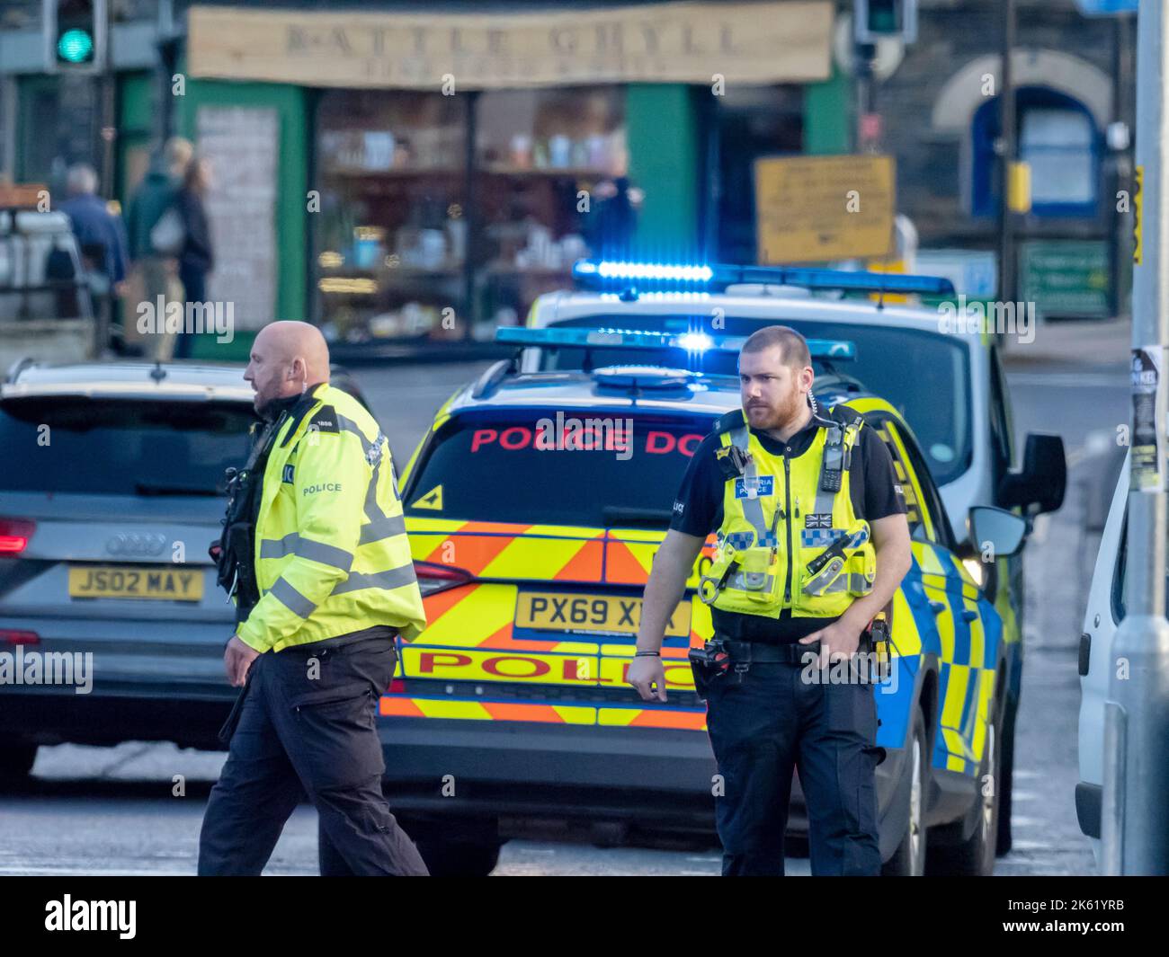 Co ordinating hires stock photography and images Alamy