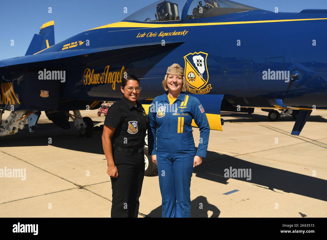 Lt. Kaitlin Forster (R) with AME1 Nathaly Jarrett during a media event aboard MCAS Miramar in San Diego, California Stock Photo