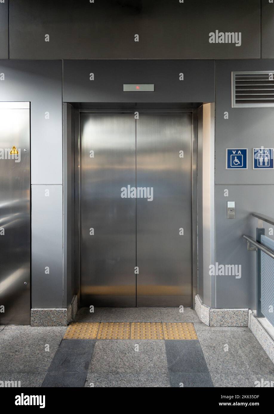 The new passenger elevator for service in the airport express train