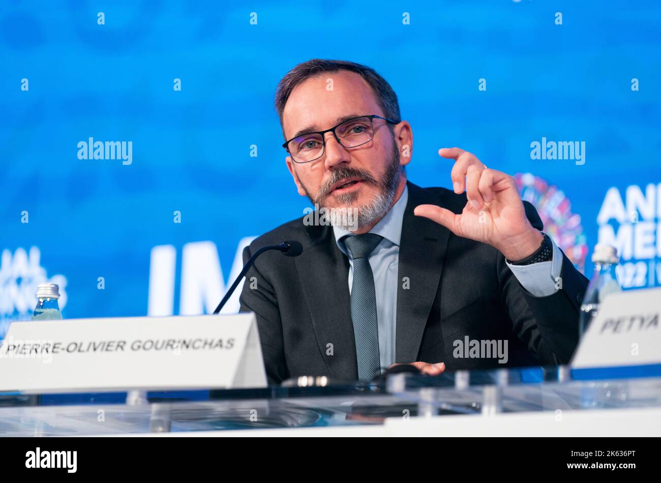 France in the Danger Zone: Former IMF Chief Economist Pierre-Olivier Gourinchas Warns of Budgetary Impasse and Financial Cris France in the Danger Zone: Former IMF Chief Economist Pierre-Olivier Gourinchas Warns of Budgetary Impasse and Financial Cris