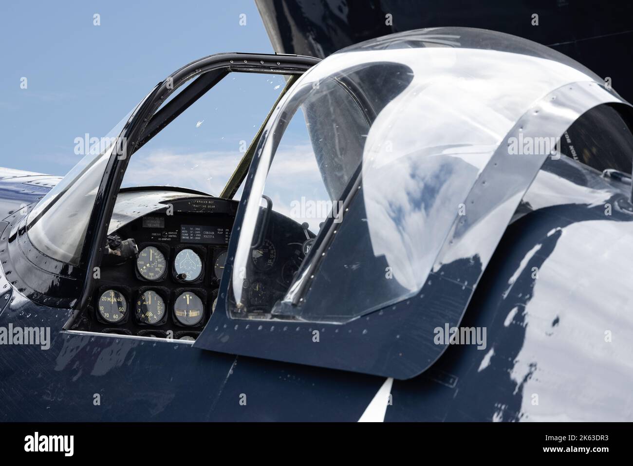 Corsair cockpit hi-res stock photography and images - Alamy