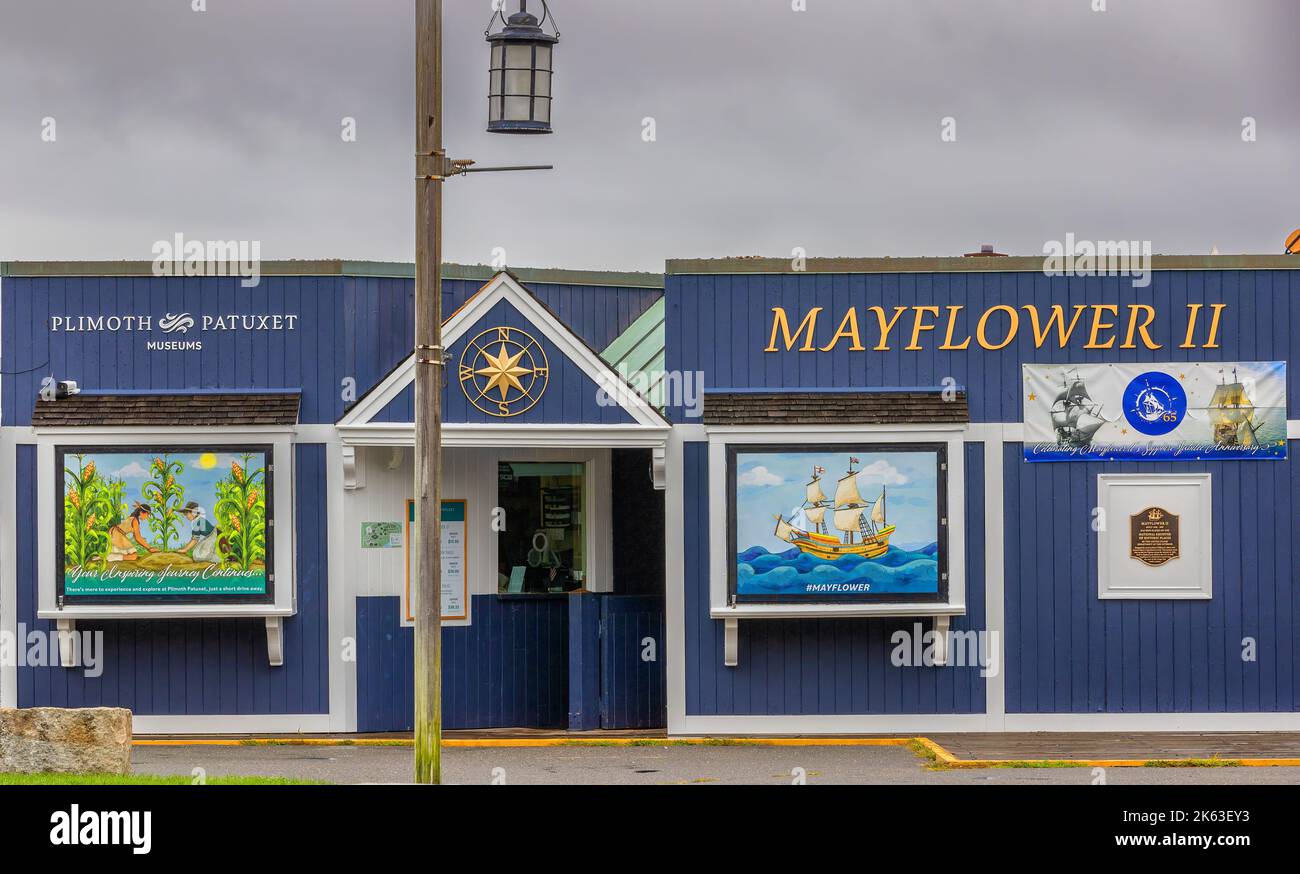 Plymouth, Massachusetts, USA - September 12, 2022: Mayflower II gift shop and ticket booth to tour the ship. Stock Photo