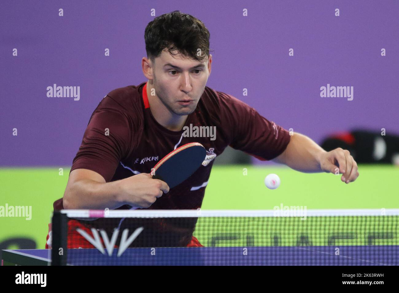 Ross WILSON of England (pictured) v Joshua STACEY of Wales in the Men's Singles Classes 8-10 - Semi-Final table tennis at the 2022 Commonwealth games in the NEC, Birmingham. Stock Photo