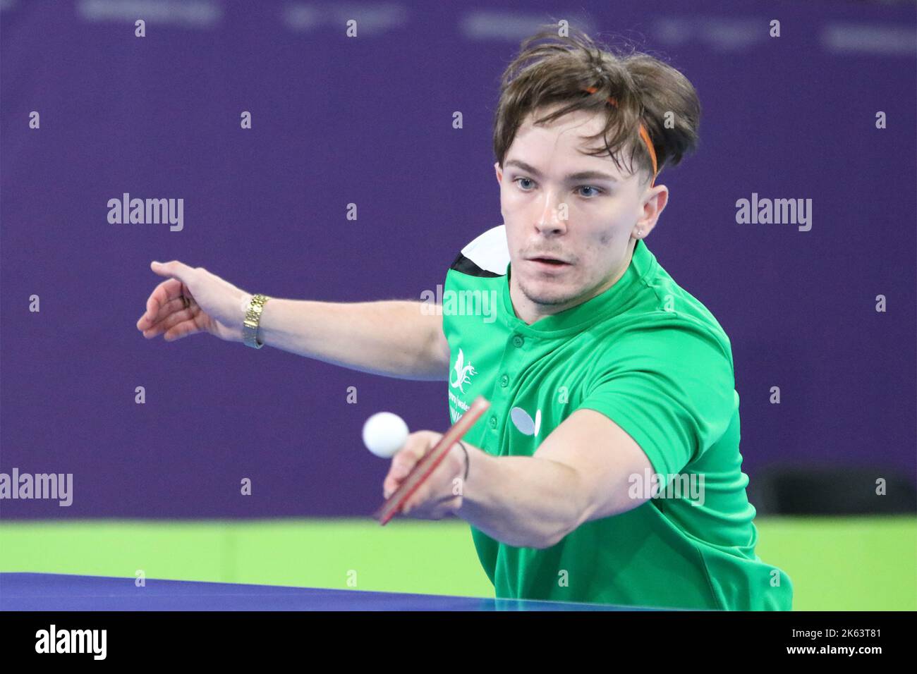 Joshua STACEY of Wales (pictured) v Ross WILSON of England in the Men's Singles Classes 8-10 - Semi-Final table tennis at the 2022 Commonwealth games in the NEC, Birmingham. Stock Photo