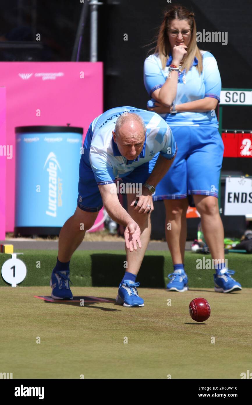 Robert BARR (Skip) of Scotland (pictured) v Wales in the Para Mixed Pairs B2/B3 - Gold Medal Match in the lawn bowls at the 2022 Commonwealth games at Victoria Park, Royal Leamington Spa. Stock Photo