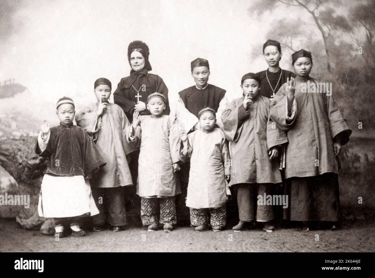 School children of the 1890s hi-res stock photography and images