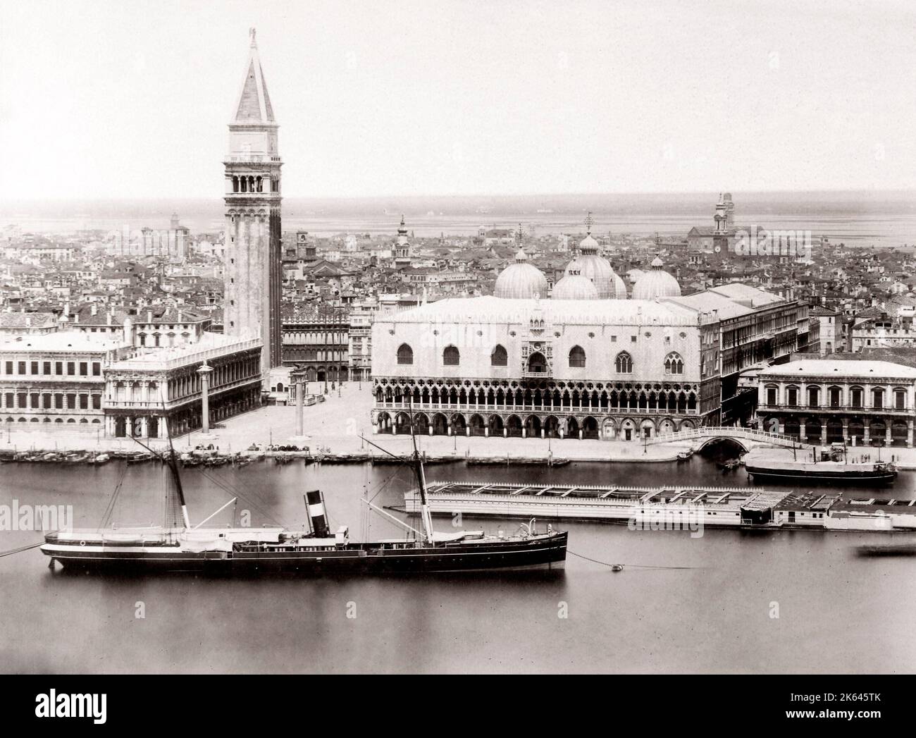 Steam ship 19th century italy hi-res stock photography and images - Alamy