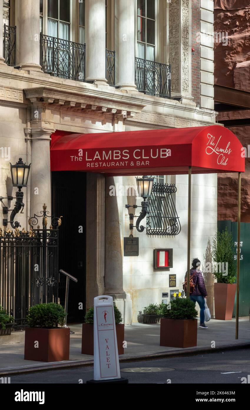 The Lambs Club Restaurant & Bar in New York City, USA  2022 Stock Photo
