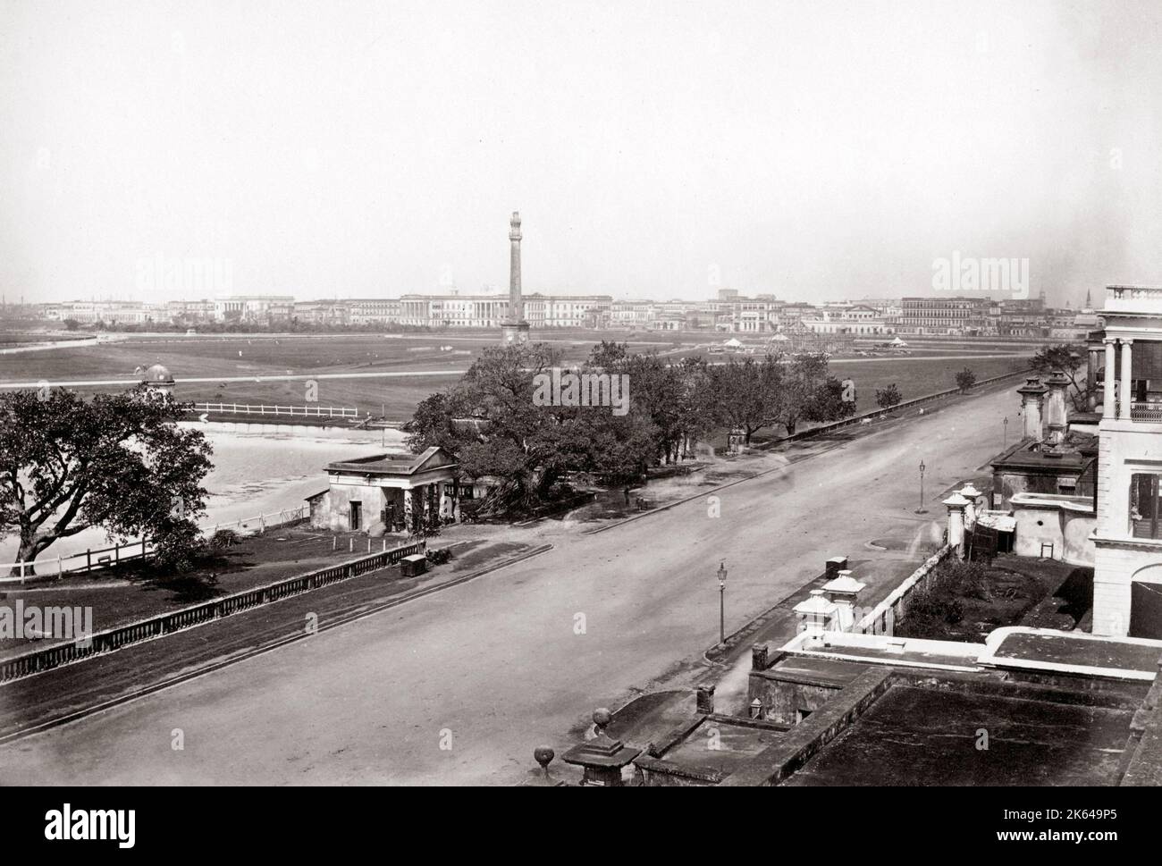 Ochterlony Monument (Shaheed Minar) on the Maidan, Calcutta, (Kolkata) India, c.1860's Stock Photo