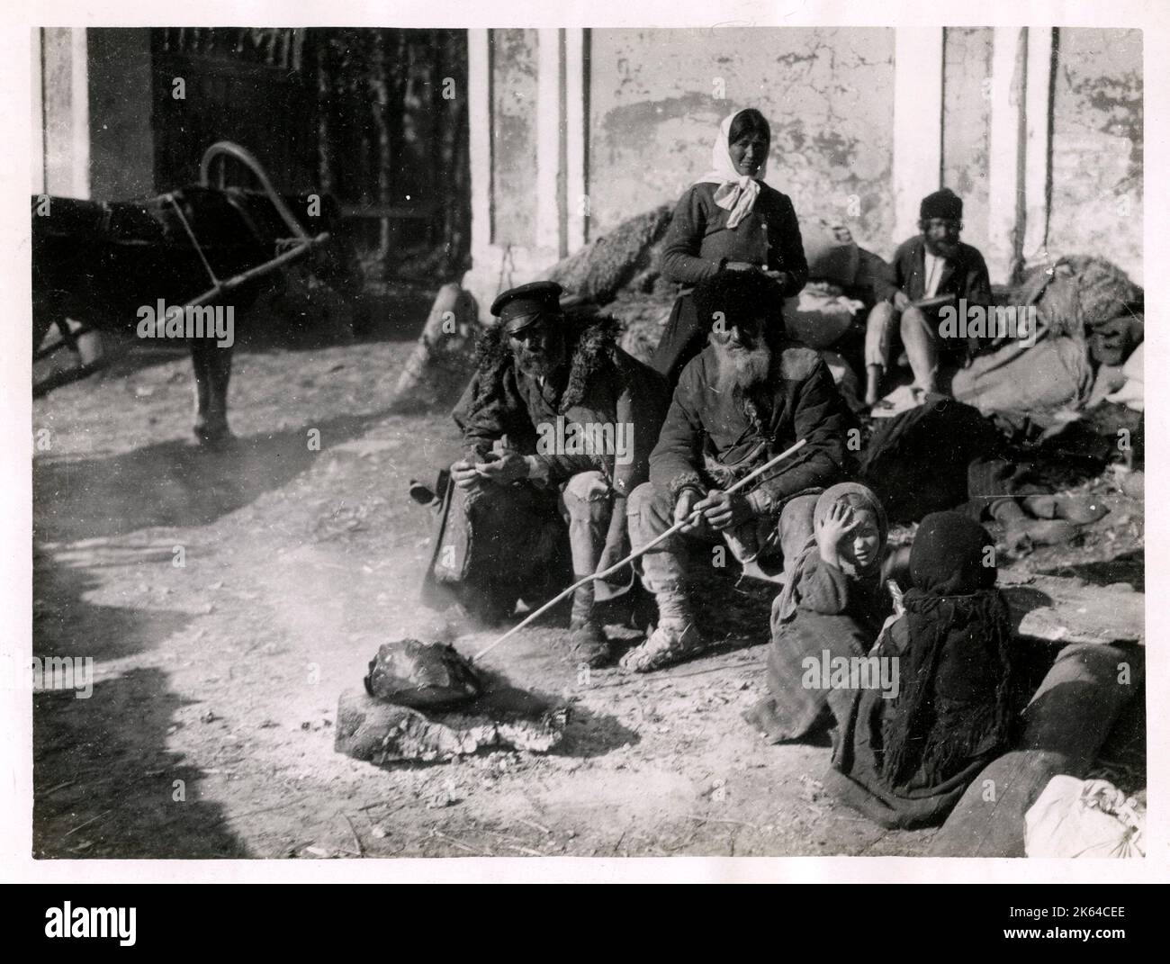 Russian peasants retreating ahead of the German advance, World War I Stock Photo